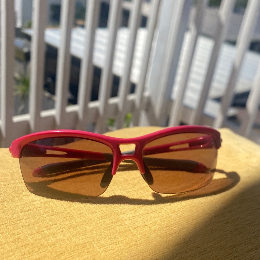 Oakley Women's Polarized Glasses - Pink Frame with Brown Lenses